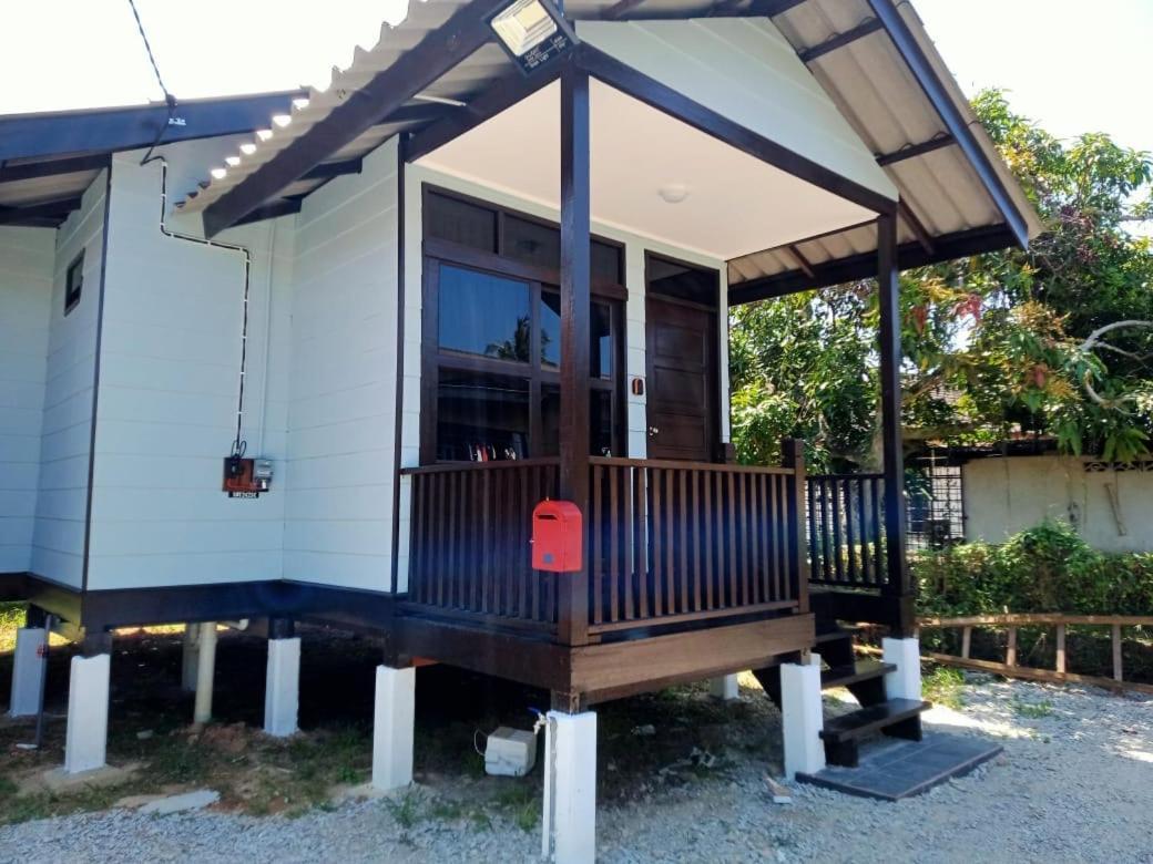Teratak Damai Stc Villa กัวลาตรังกานู ภายนอก รูปภาพ